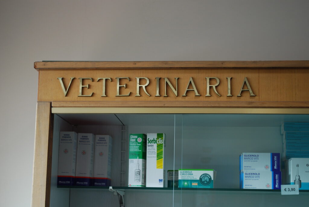 Il reparto di veterinaria della Farmacia Marenna